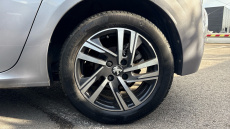 Peugeot 208 1.2 PureTech 100 Allure Premium 5dr EAT8 Petrol Hatchback